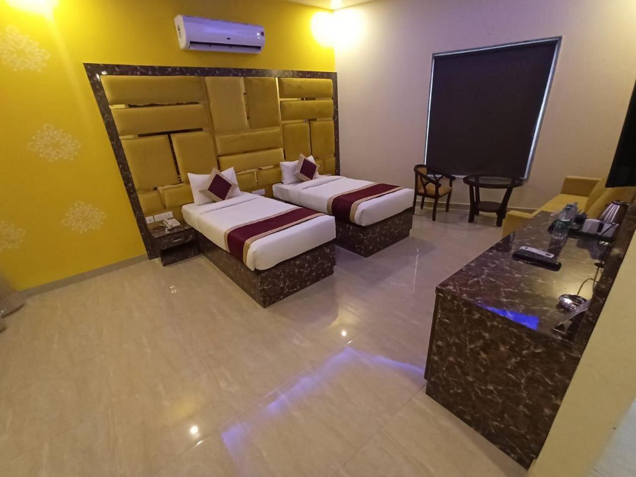 Kusum House Bed & Breakfast Greater Noida Exterior photo